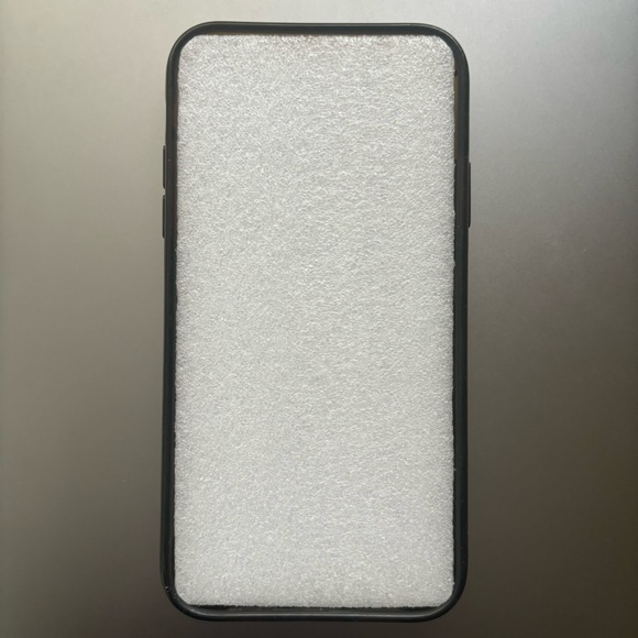 Rebecca Minkoff iPhone XR case, Hypnotic Floral blk translucent w/metallic gold - Picture 7 of 14